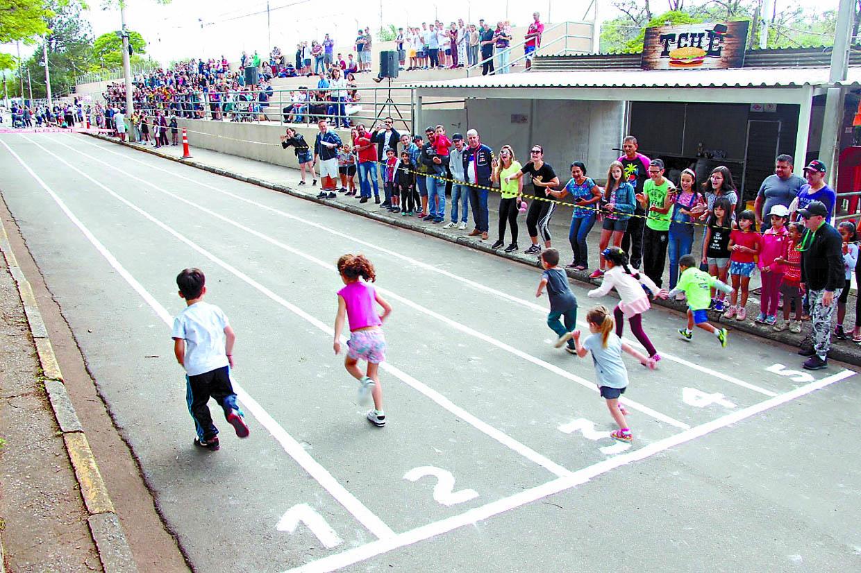 Morungaba promove sua '1ª Corrida Infantil'