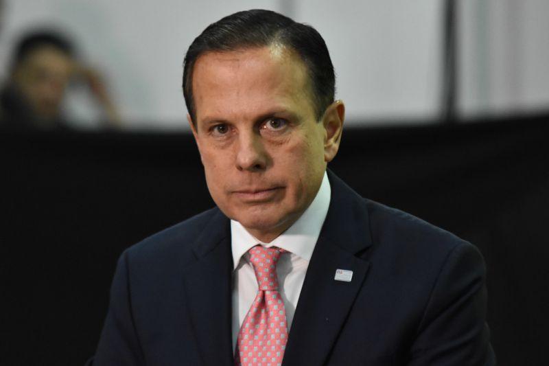 Doria apresenta plano de carreira para professores e aumento de 54% no piso