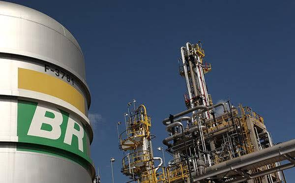 Petrobras prevê produção de óleo e gás de 3,5 milhões de boe/d