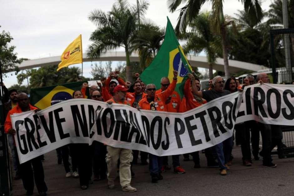 Petroleiros entram em greve na próxima segunda-feira, diz FUP