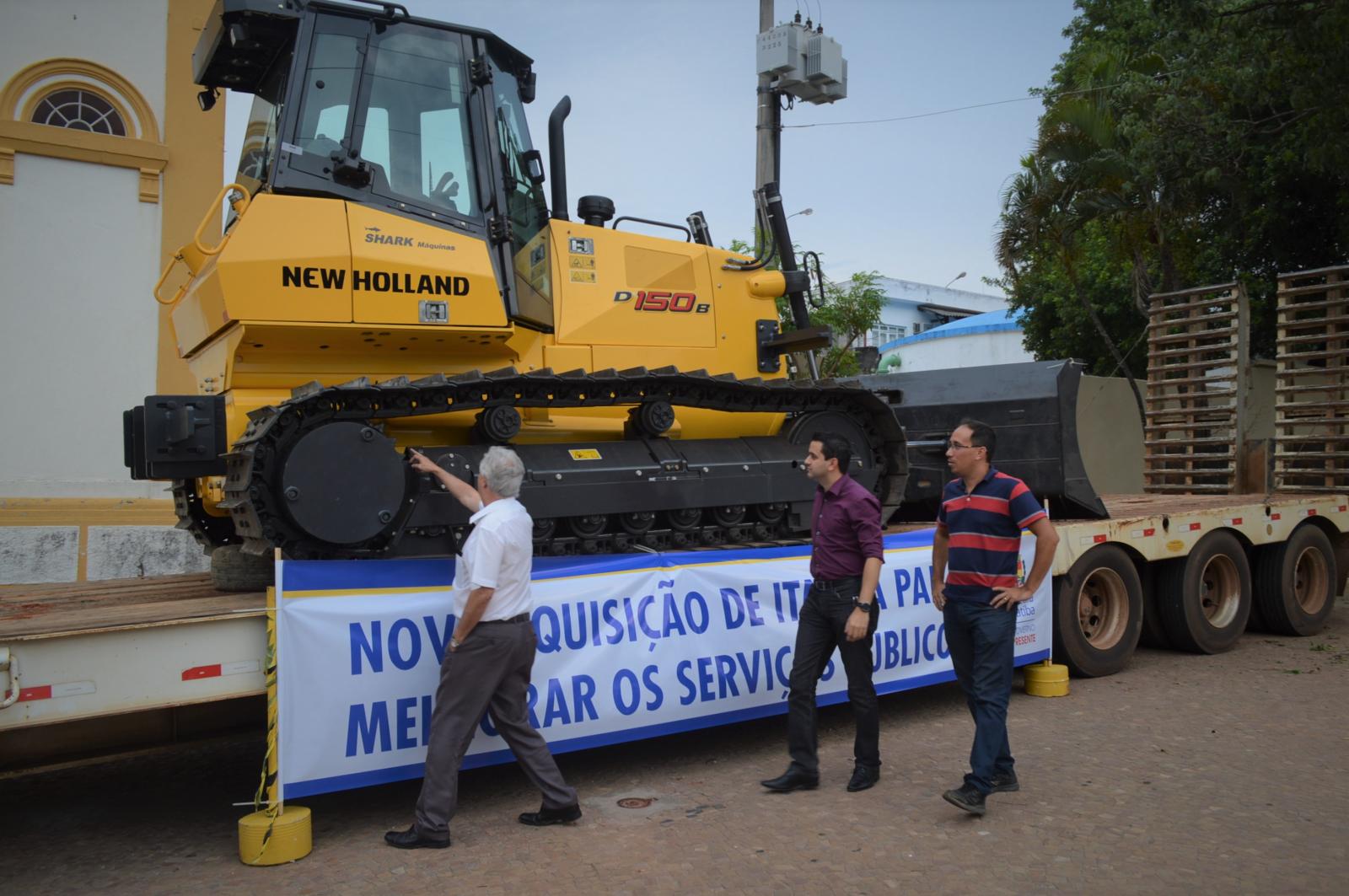 Prefeitura de Itatiba adquire novo trator para frota de veículos pesados