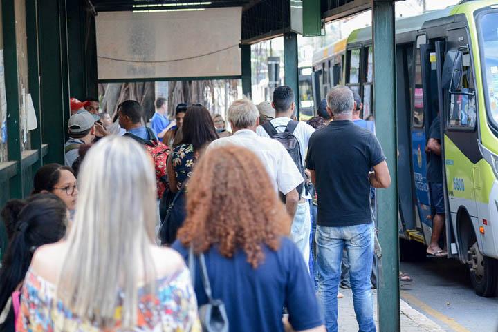 ‘A população deve cumprir o isolamento’, diz Emerson Netto