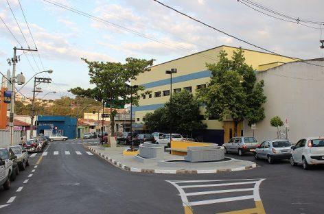 Centro ‘vazio’ no primeiro dia ‘sem comércio’