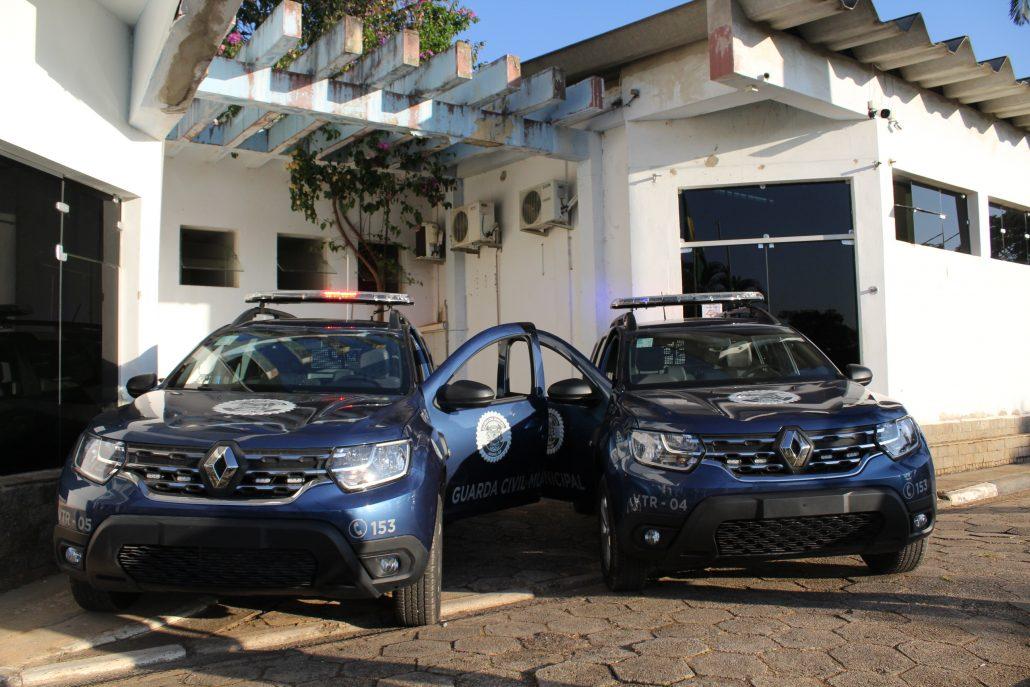 GM de Jarinu recebe dois carros 0km