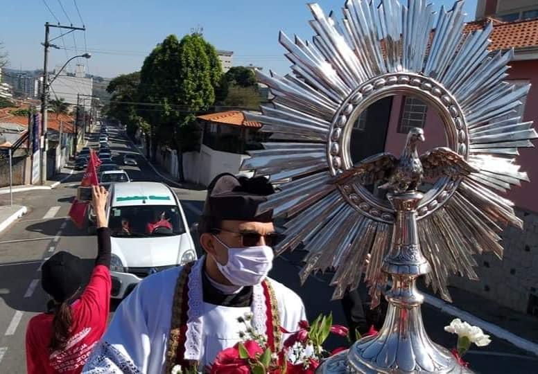 Basílica de N. Sra. do Belém celebra 190 anos do Divino Espírito Santo