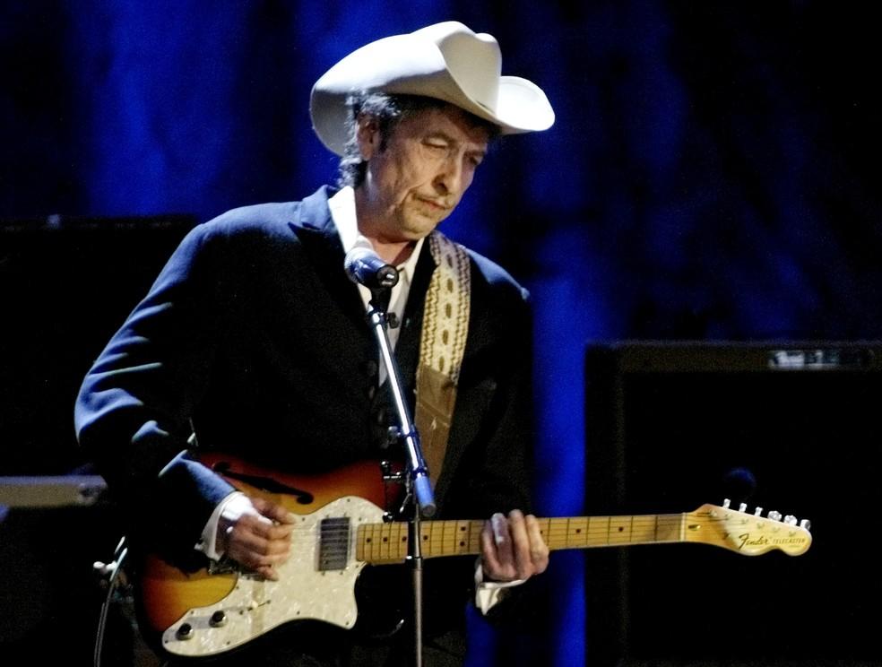 Bob Dylan quebra jejum de oito anos sem inéditas