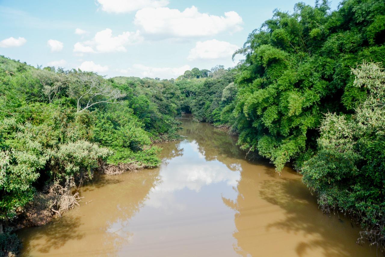Prefeitura realiza ação do programa ‘Rio Atibaia Vivo’
