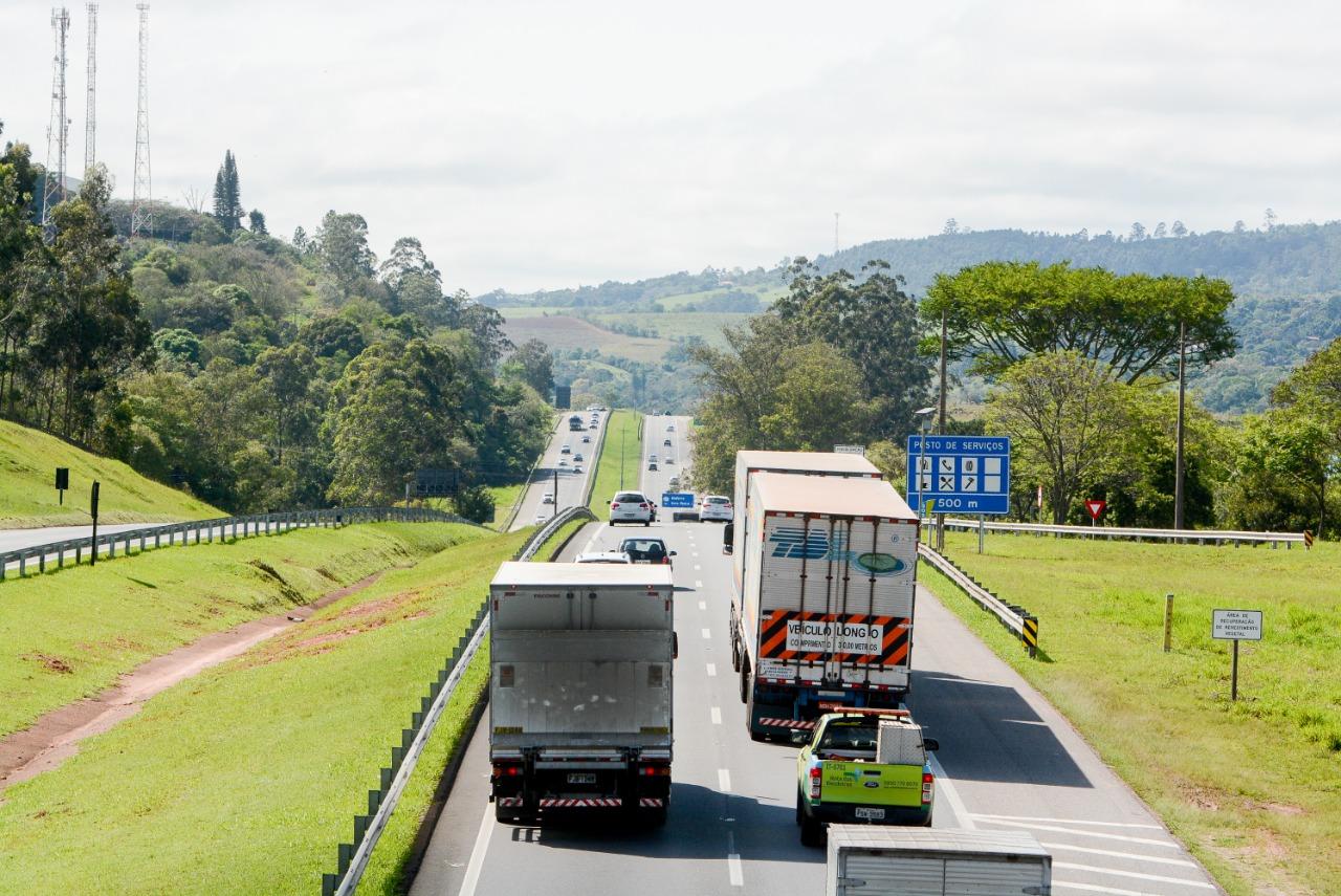 Rota das Bandeiras e Prefeitura de Itatiba levam vacina contra gripe aos caminhoneiros