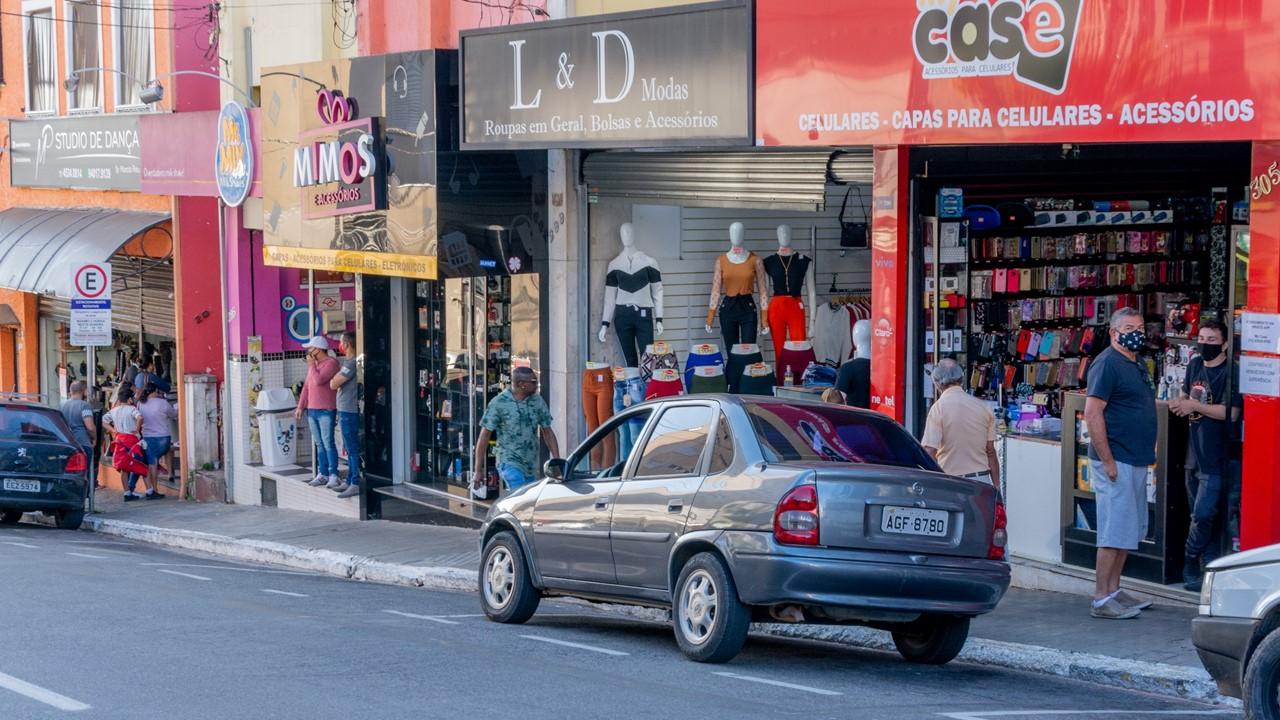 Casos e mortes por covid-19 aumentam na RMC