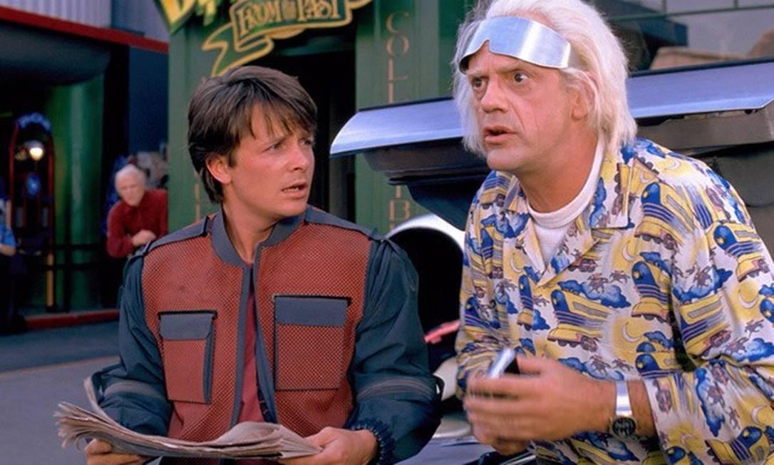 'De volta para o futuro' faz 35 anos; confira previsões certas e erradas da saga