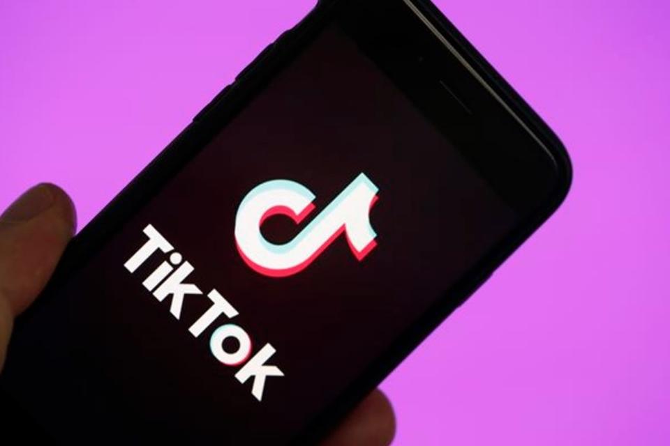 Quem são as 'celebridades da quarentena' que fazem sucesso no app TikTok