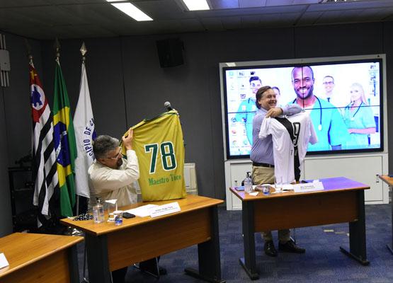 Sinfônica grava hino da Ponte Preta e do Guarani para homenagear torcidas