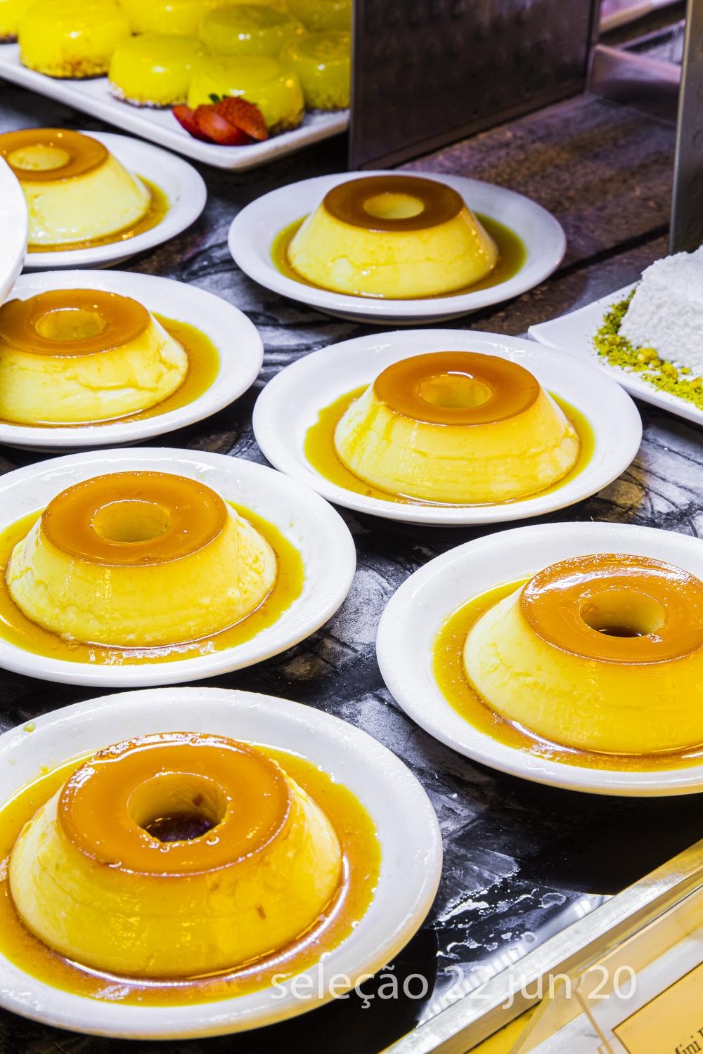 Aprenda como fazer o Pudim de Leite Condensado do Tauá, a sobremesa mais popular do resort