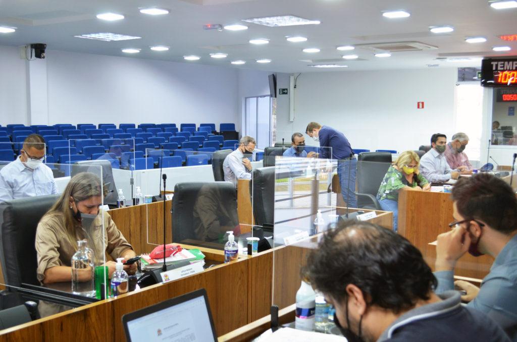 Câmara aprova C.E.I. para cassação de mandato de vereador