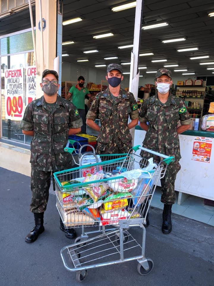 Tiro de Guerra arrecada mais de 15 toneladas de alimentos durante 2020