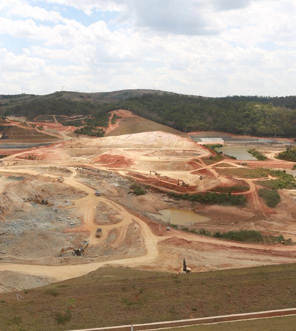Mudança do leito do Rio Jaguari permite início da construção do maciço da barragem em Pedreira