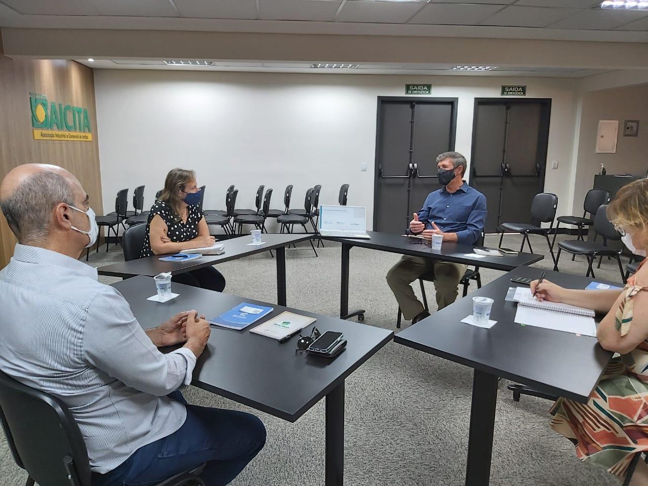 Aicita passa a oferecer crédito a pequenos empresários associados