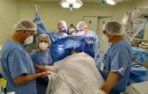 Hospital de Registro realiza neurocirurgia inédita e indolor em paciente acordado