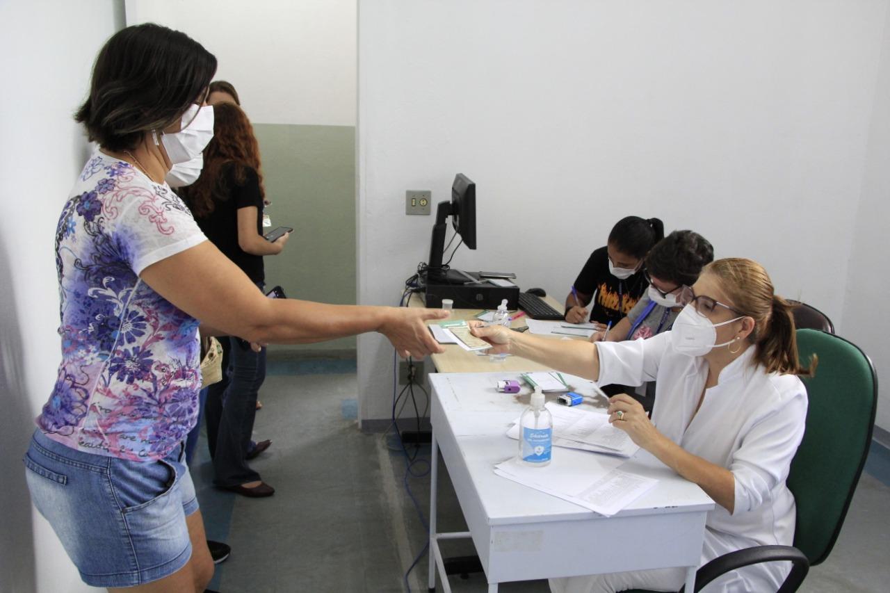 Prefeitura abre cadastro on-line para imunizar profissionais de Saúde