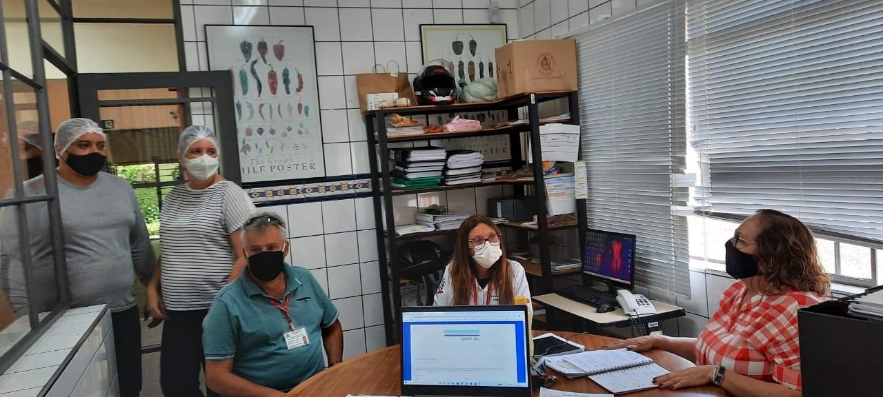 Equipe de Saúde de Morungaba acompanha testes de covid-19 em empresas locais
