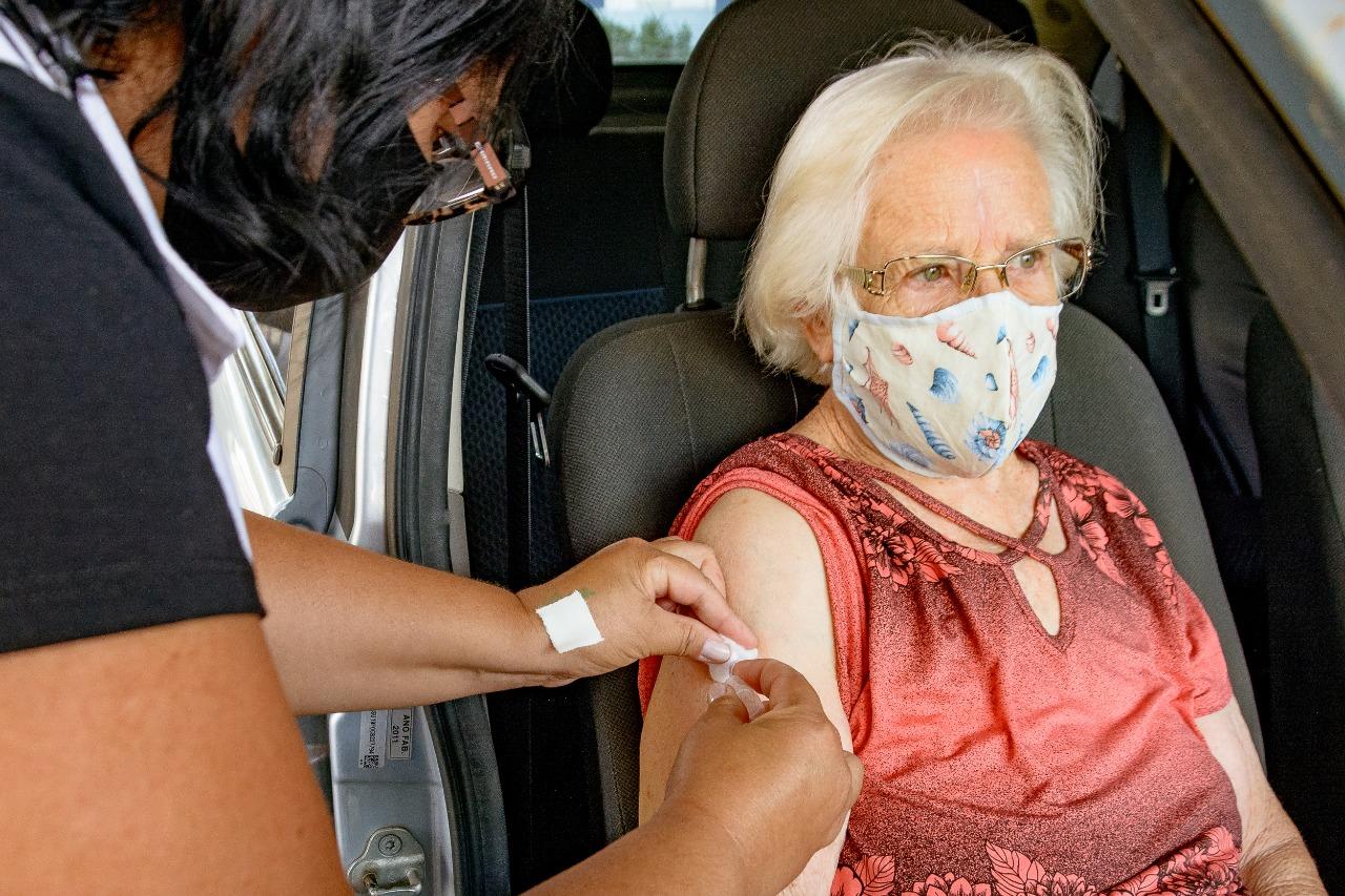 Itatiba recebe mais 1.164 doses de vacina contra covid-19