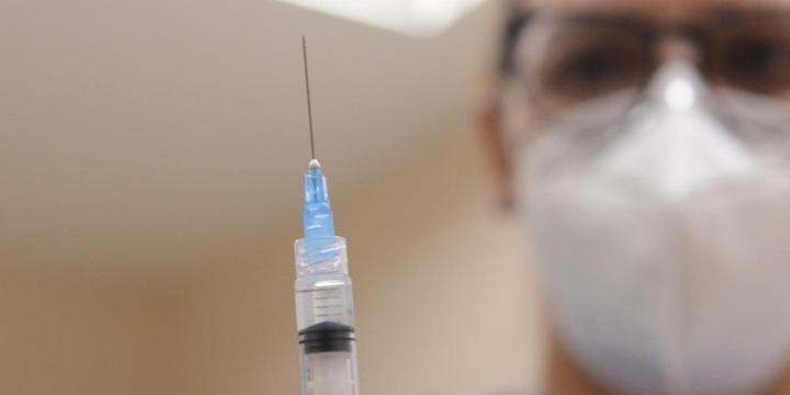Mais de 600 idosos são vacinados em Itatiba