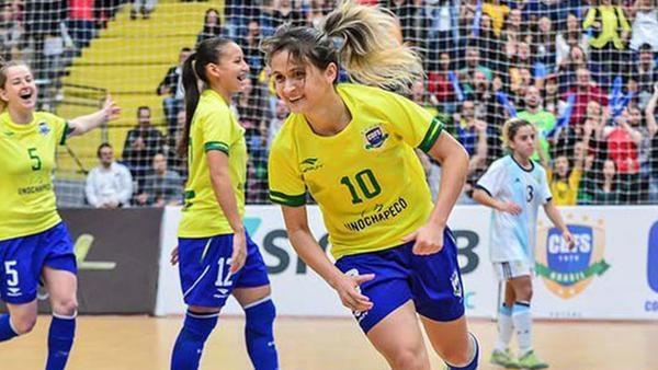 Falcão é eleito melhor jogador de futsal do mundo pela 5ª vez