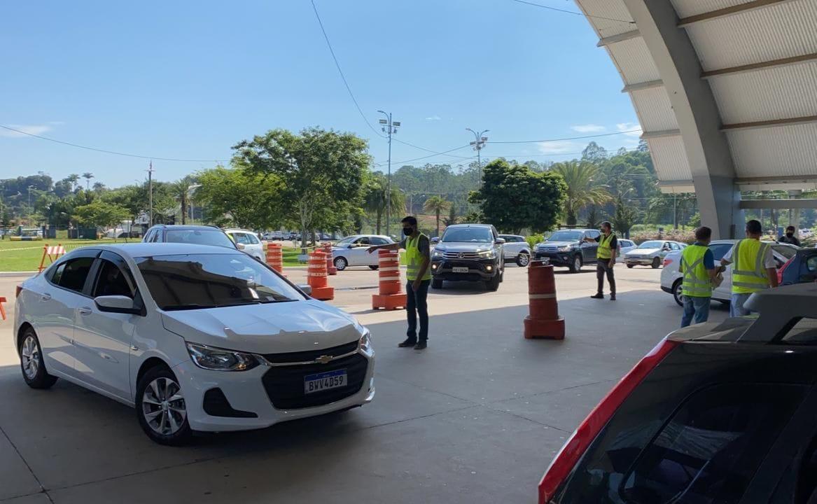 Mais 2 mil itatibenses devem se vacinar hoje no Parque Luís Latorre