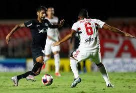Em jogo equilibrado, São Paulo bate Red Bull Bragantino com gol contra