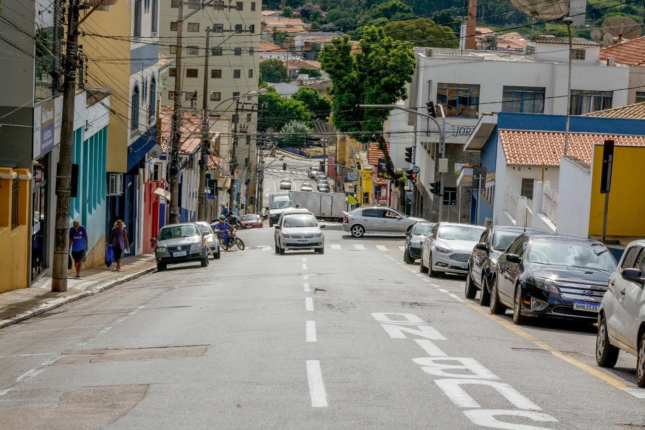 Especialista considera ‘fase de transição’ e flexibilização de atividades econômicas precipitada