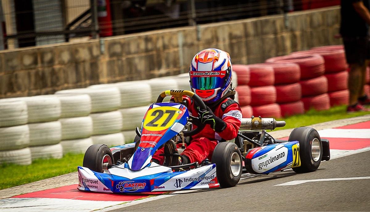 Piloto campineiro de kart usa games de F1 para treinar na fase aguda da pandemia