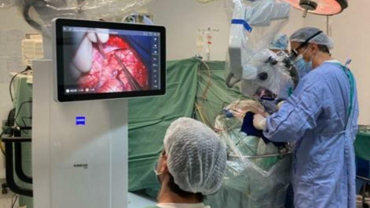 Boldrini adquire o mais avançado microscópio do Brasil para realização de neurocirurgias