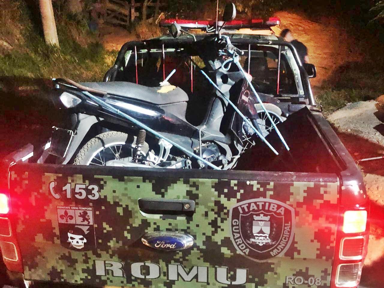 ROMU recupera motocicleta produto de furto no Jardim das Nações