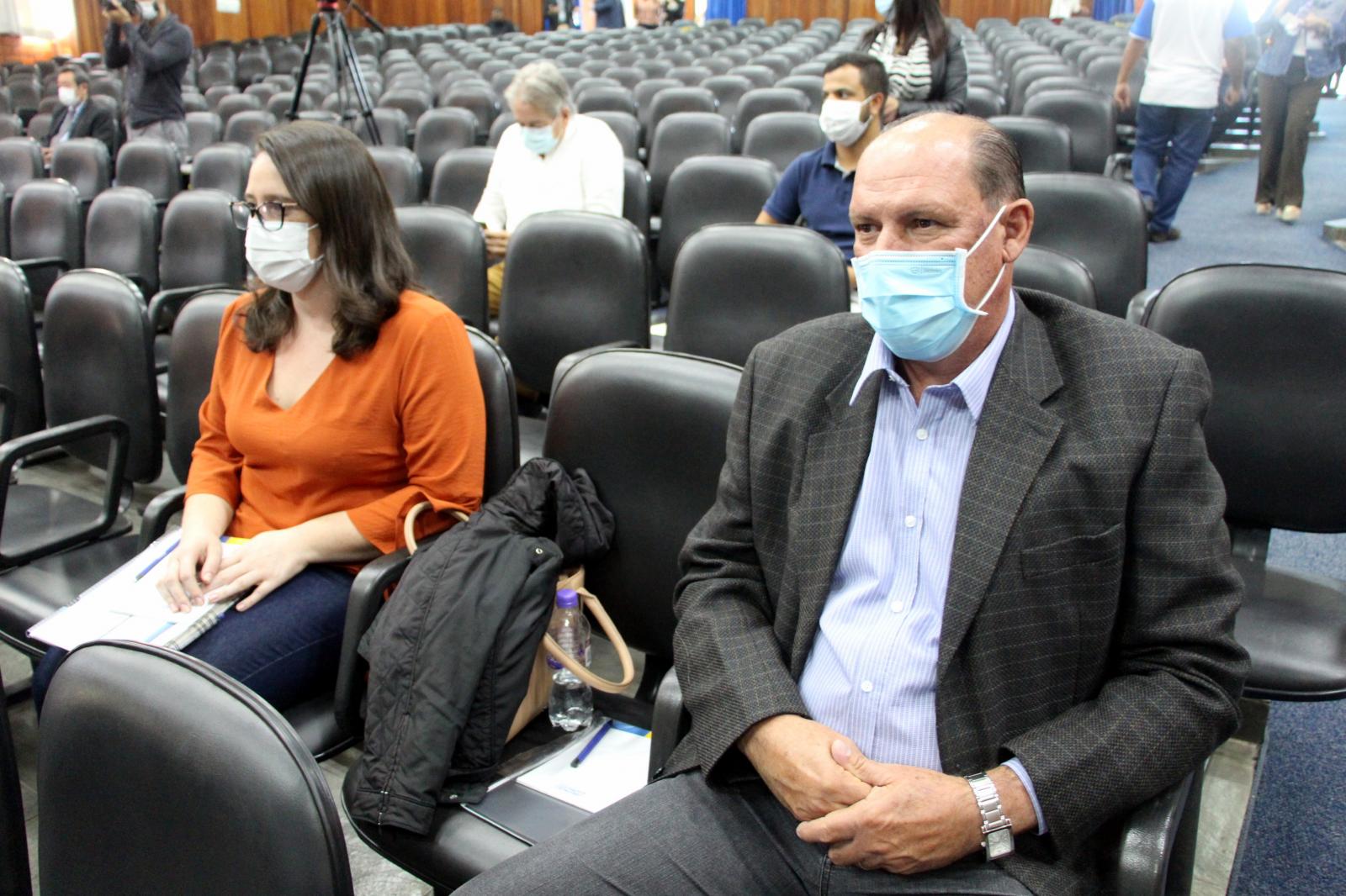 Vice-prefeito de Morungaba e diretora de Ação e Inclusão Social participam de debate sobre políticas públicas