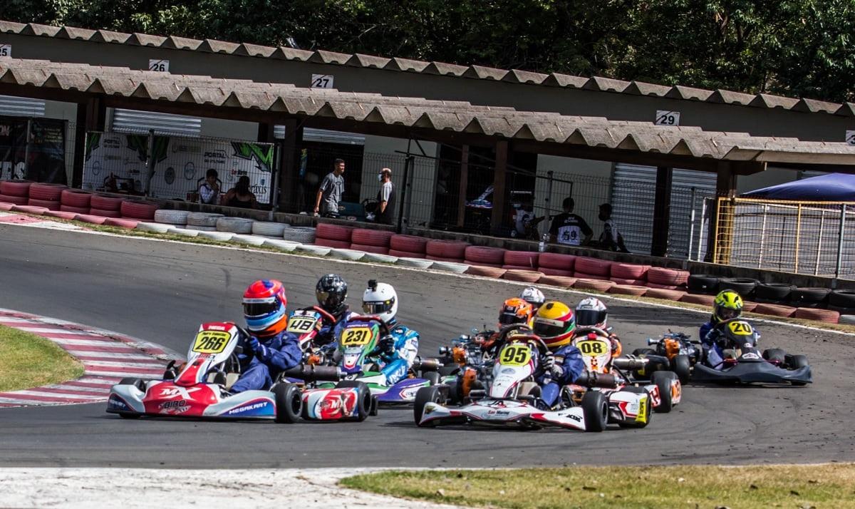 4ª etapa da Copa F-Racers de Kart em Paulínia é noturna