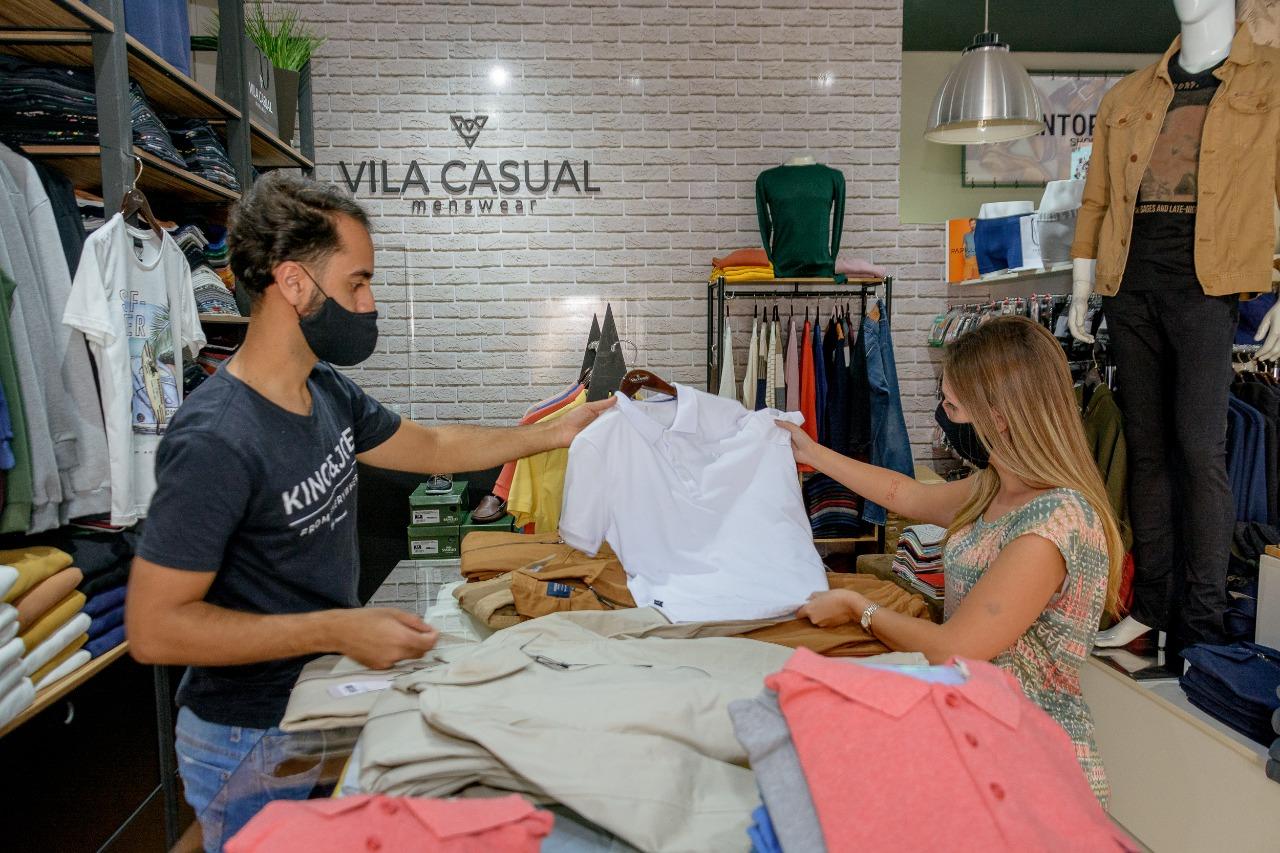 Lojas estão preparadas para vendas de última hora no Dia dos Namorados