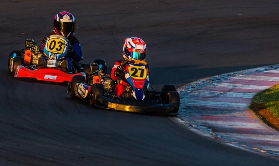 Lorenzo de Castro conquista 1ª vitória na Cadete em Paulínia 