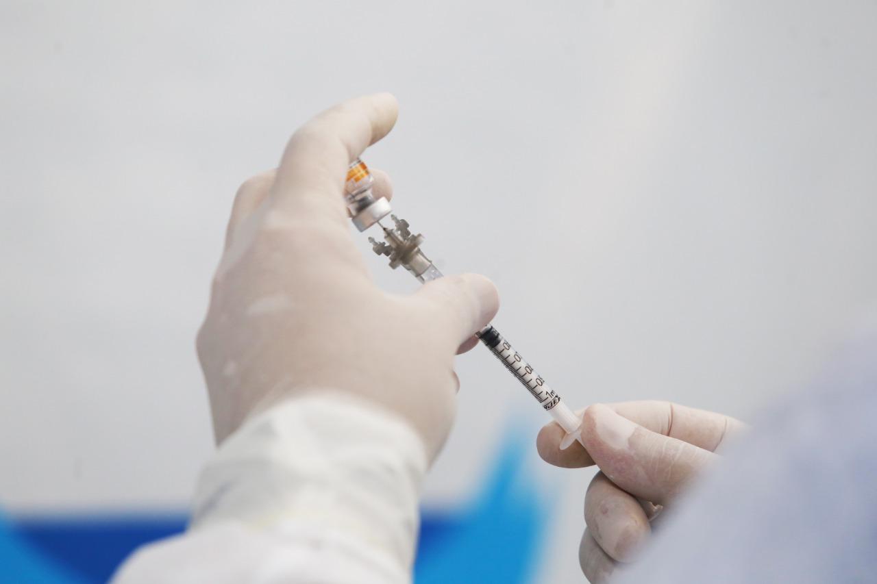 Saúde alerta para fake news sobre vacinas da Janssen para Campinas