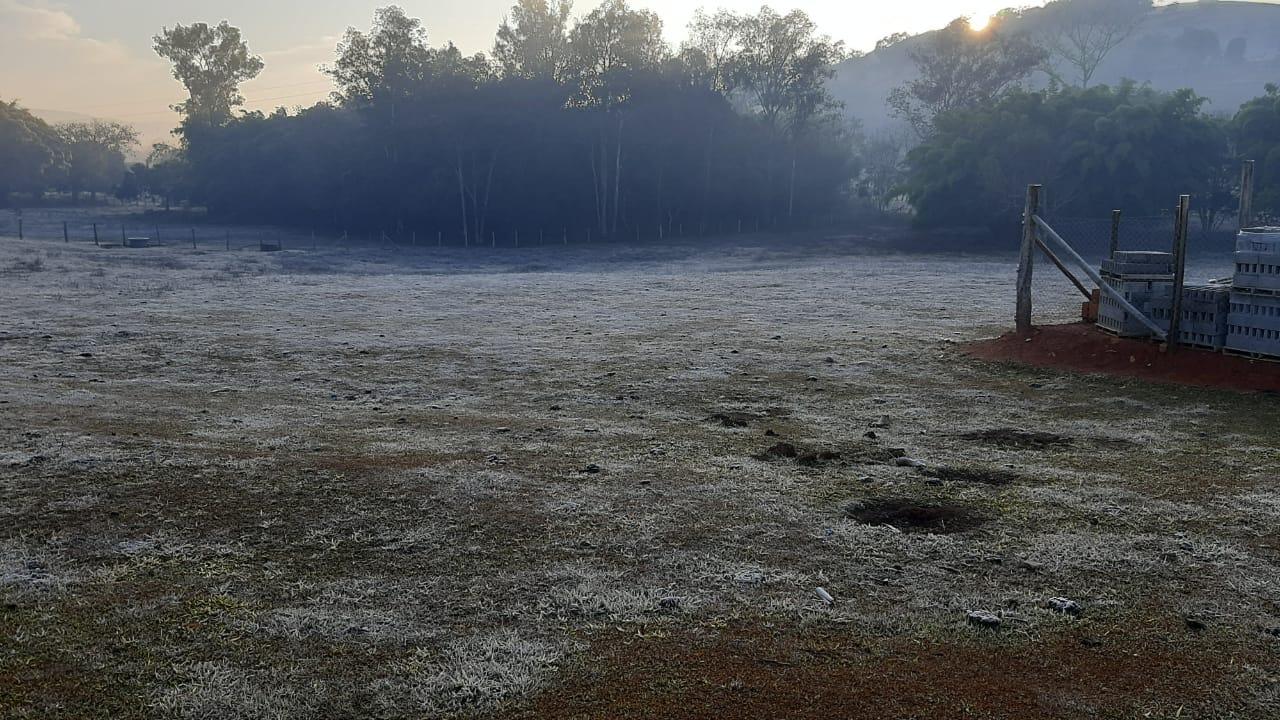 Morungaba registra temperatura negativa; Itatiba, a madrugada mais fria do ano
