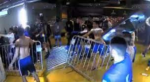 Delegação do Boca Juniors passa madrugada em delegacia após confusão no Mineirão