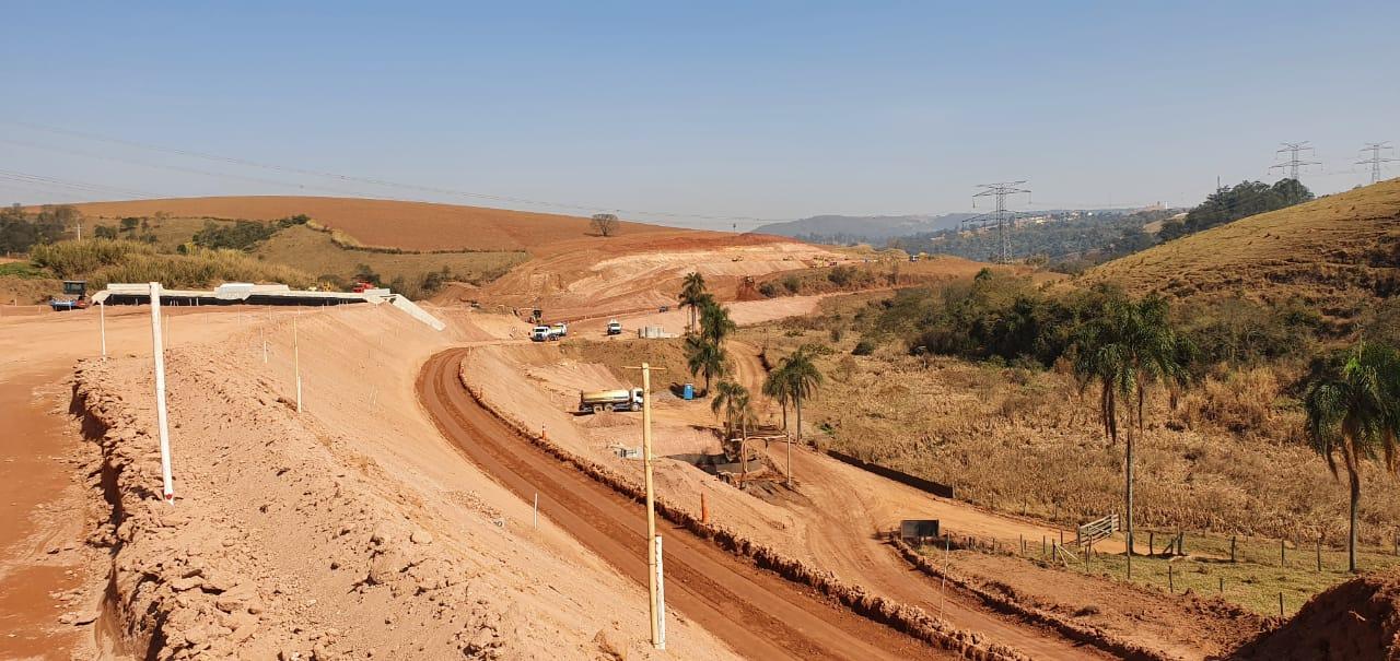 ‘A Perimetral é um marco para a cidade’, diz prefeito em visita às obras