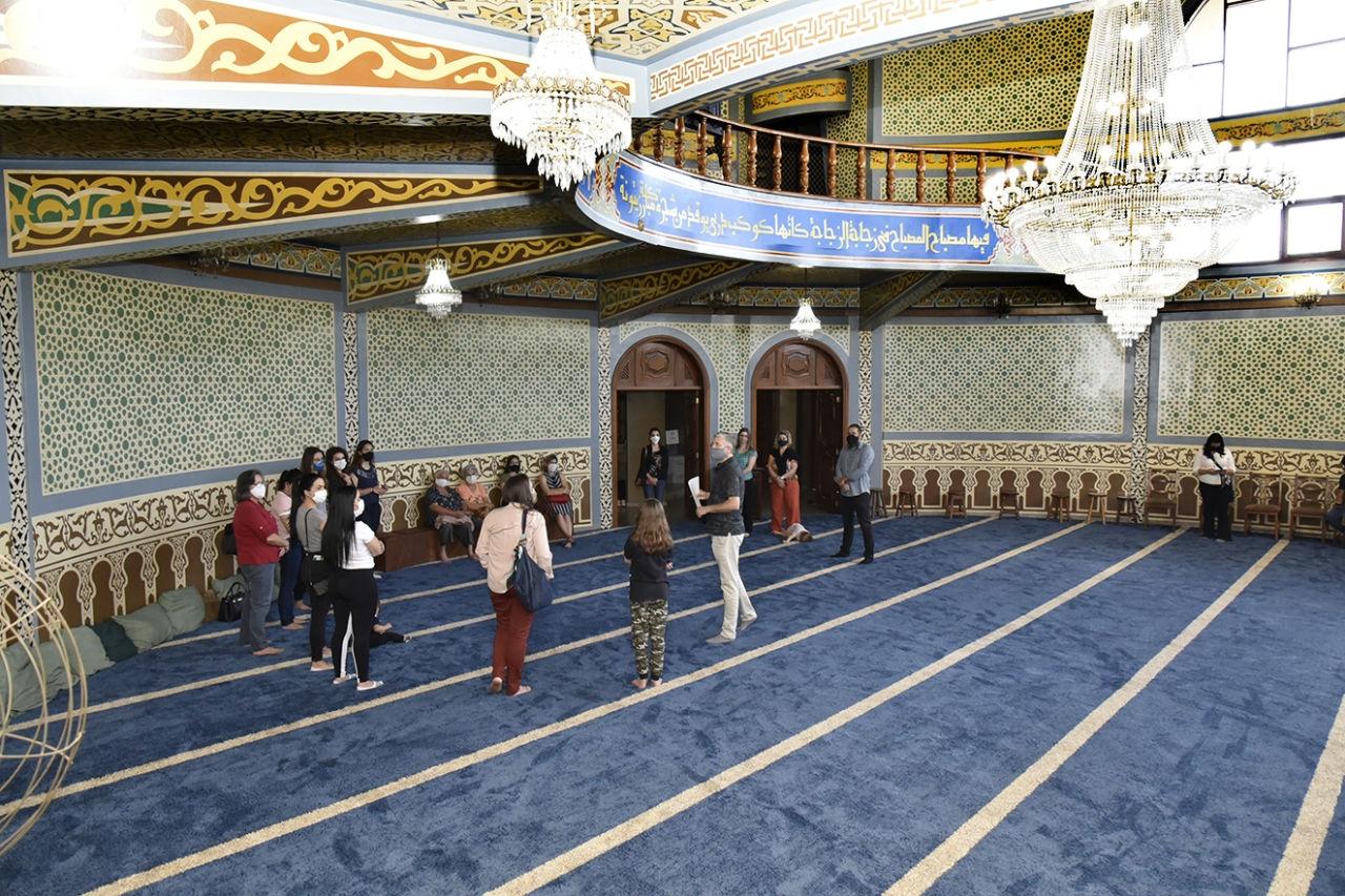 Visitantes encantam-se com a Mesquita de Jundiaí em visita do Mês do Patrimônio