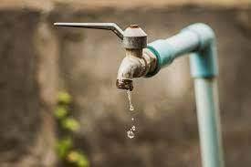 Atibaia decreta emergência hídrica e oferece canais de denúncia contra desperdício de água