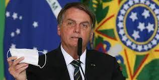 Bolsonaro diz que pretende revogar lei que obriga vacinação contra covid-19