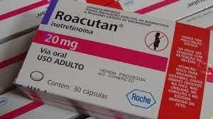 Dermatologistas alertam sobre uso inadequado de remédio contra acne