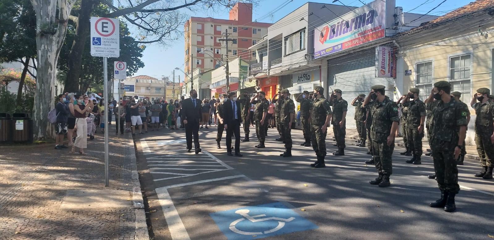 Dia da Pátria não passa em branco em Itatiba, com comemorações na Praça da Bandeira