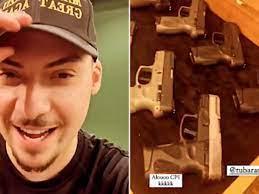 Filho de Bolsonaro provoca CPI da Covid ao mostrar armas em rede social