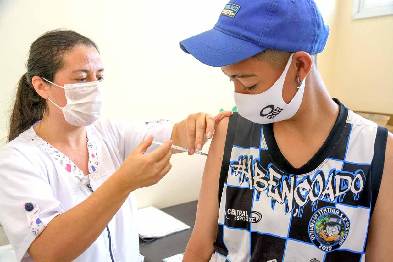 Covid-19: Foram aplicadas quase 190 mil doses de vacina em Itatiba no total