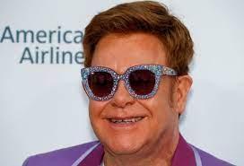 Elton John lança álbum feito na pandemia