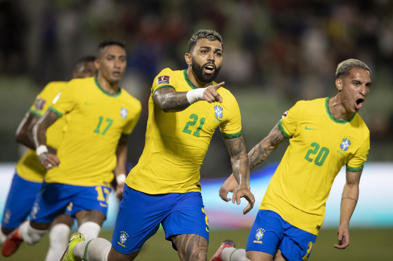 Gabriel ironiza declaração de Vampeta e brinca com Tite: 'Pior pessoa'